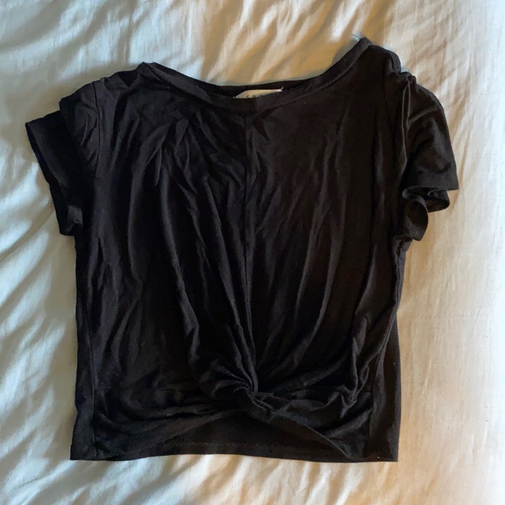 Knot t shirt